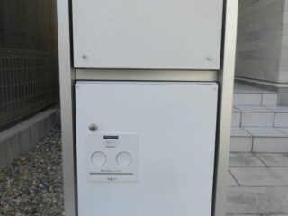 宅配ボックス
